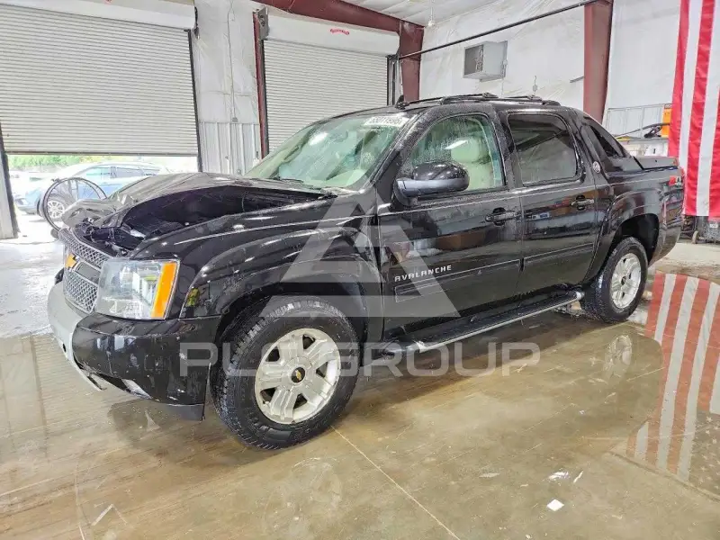 2013 Chevrolet Avalanche фото