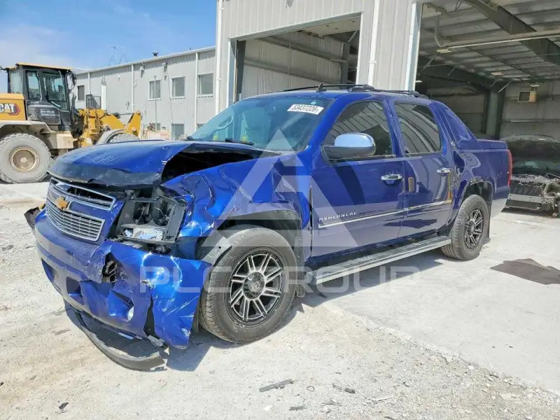 2013 Chevrolet Avalanche photo