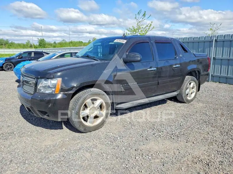 2013 Chevrolet Avalanche фото