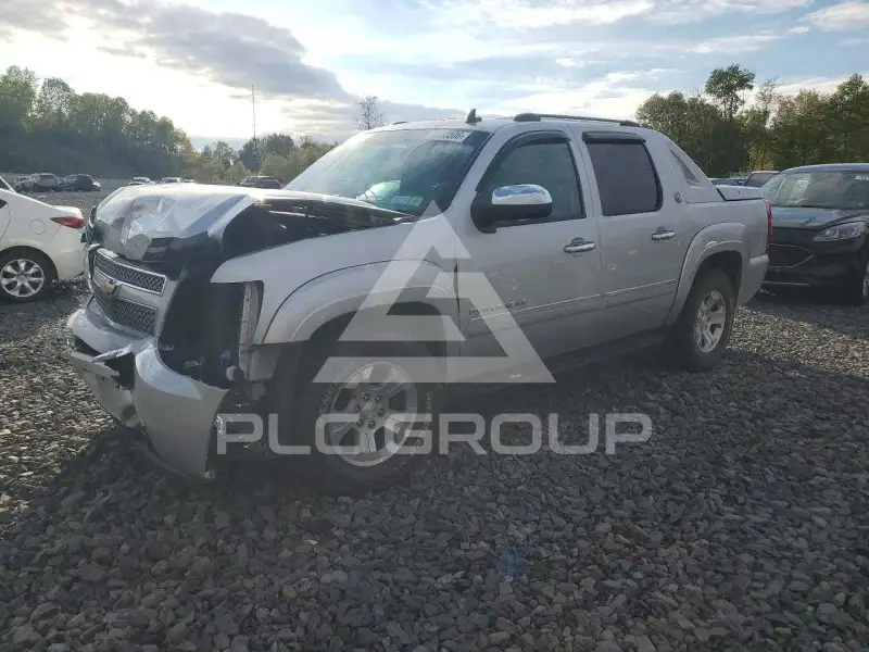 2013 Chevrolet Avalanche фото