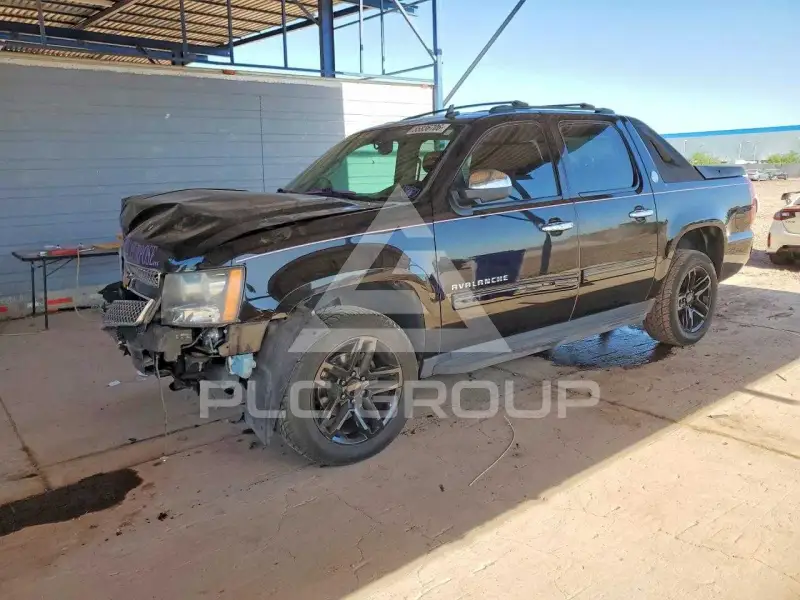 2013 Chevrolet Avalanche фото