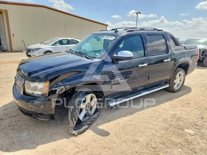 2013 Chevrolet Avalanche фото