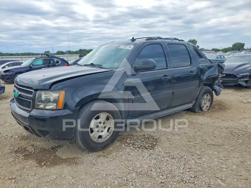 2013 Chevrolet Avalanche фото