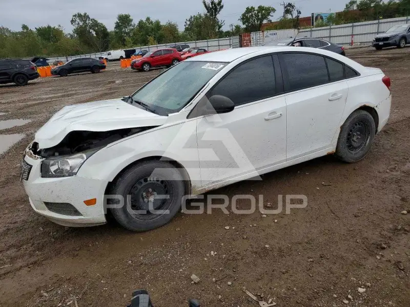 2013 Chevrolet Cruze photo