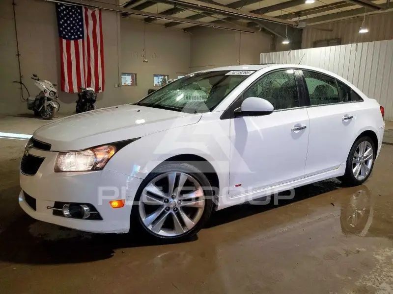 2013 Chevrolet Cruze photo