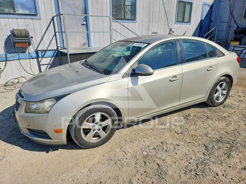 2013 Chevrolet Cruze фото