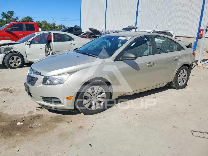 2013 Chevrolet Cruze фото