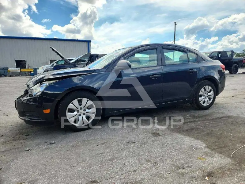 2013 Chevrolet Cruze photo