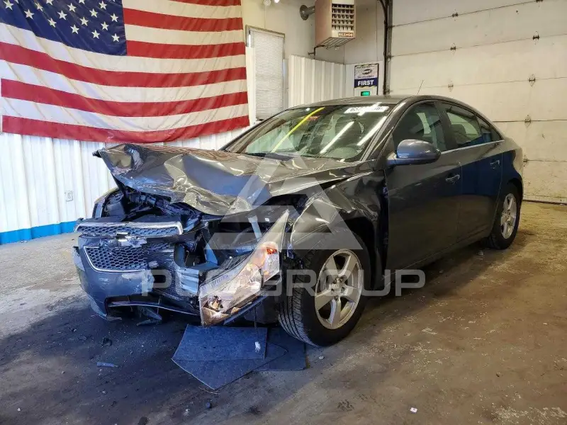2013 Chevrolet Cruze фото