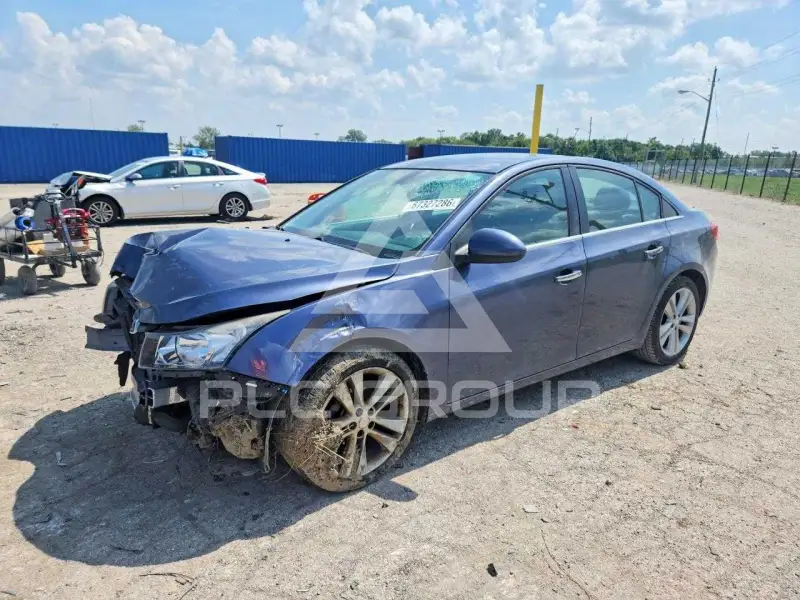 2013 Chevrolet Cruze photo