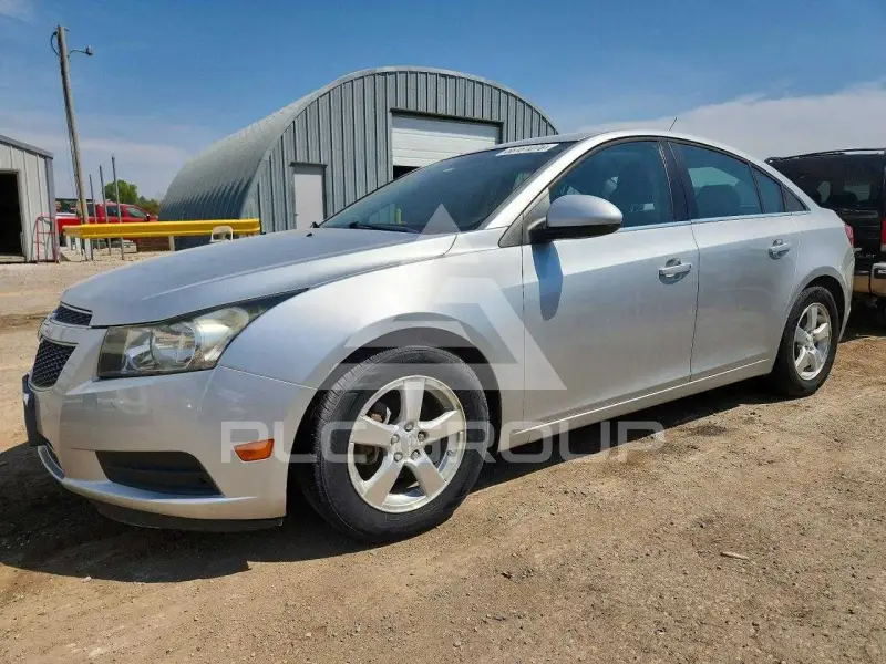 2013 Chevrolet Cruze фото