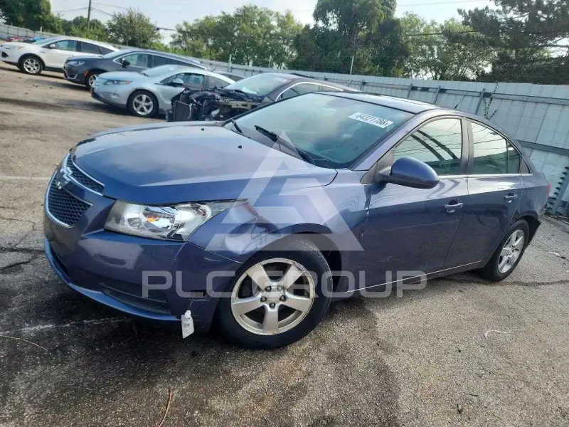 2013 Chevrolet Cruze фото