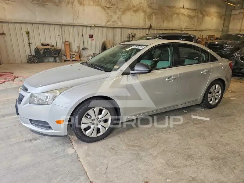2013 Chevrolet Cruze фото