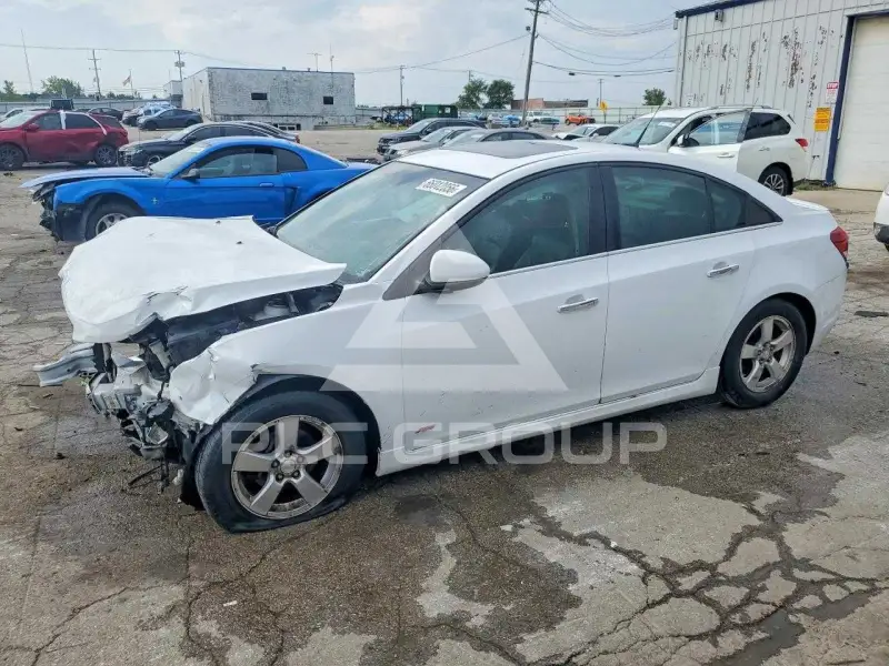 2013 Chevrolet Cruze фото