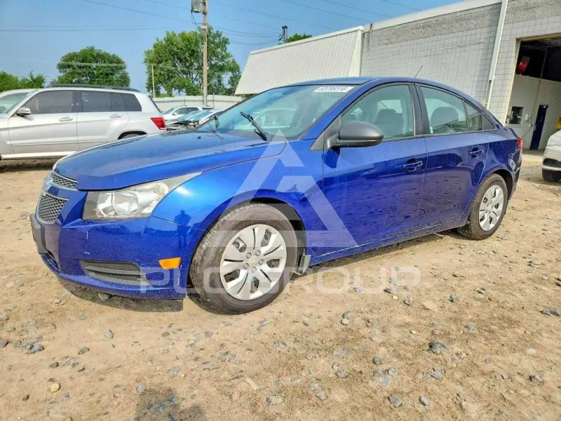 2013 Chevrolet Cruze фото