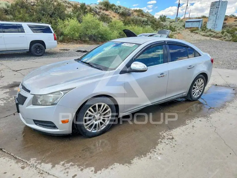 2013 Chevrolet Cruze фото