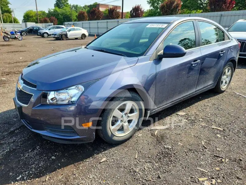 2013 Chevrolet Cruze photo
