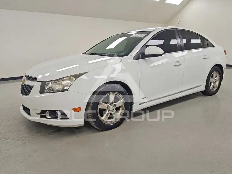 2013 Chevrolet Cruze photo