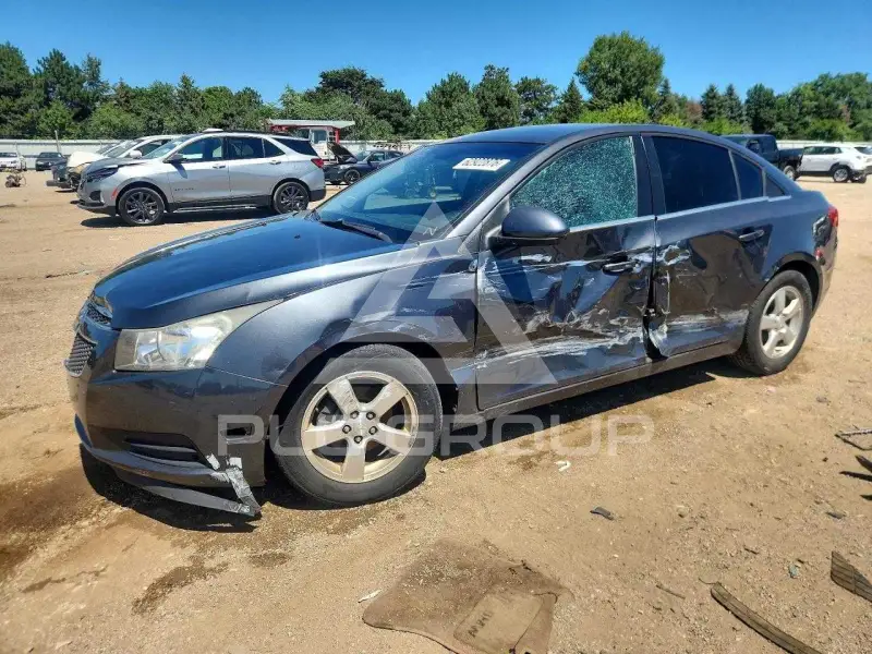 2013 Chevrolet Cruze фото