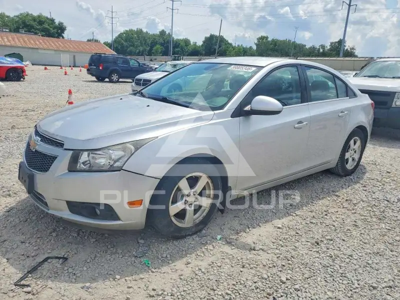 2013 Chevrolet Cruze photo