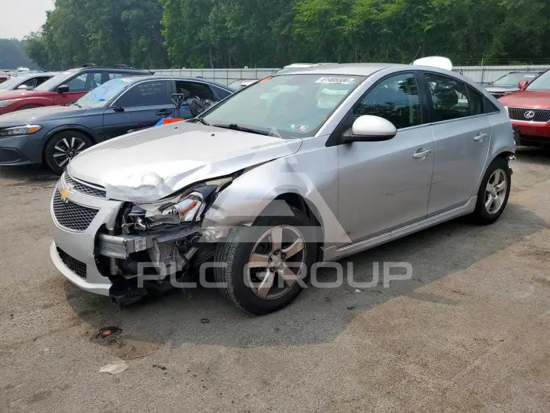 2013 Chevrolet Cruze фото