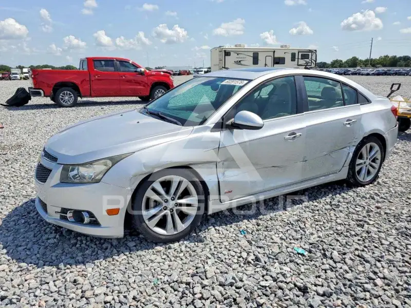 2013 Chevrolet Cruze фото