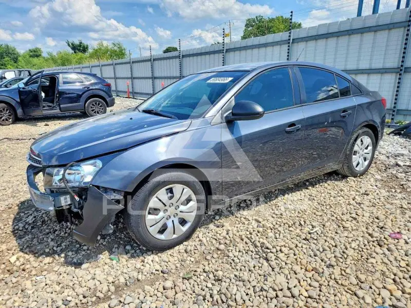2013 Chevrolet Cruze фото