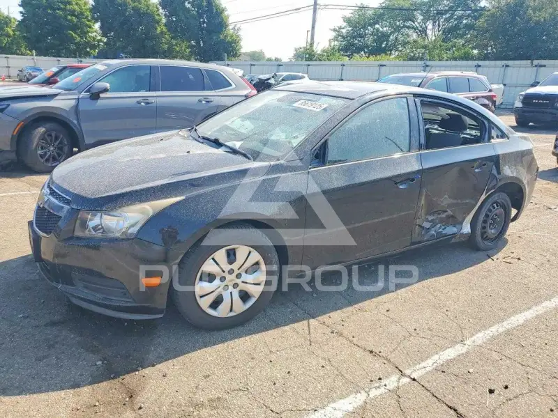 2013 Chevrolet Cruze фото