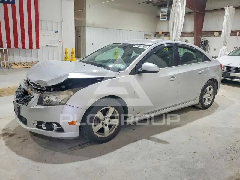 2013 Chevrolet Cruze фото