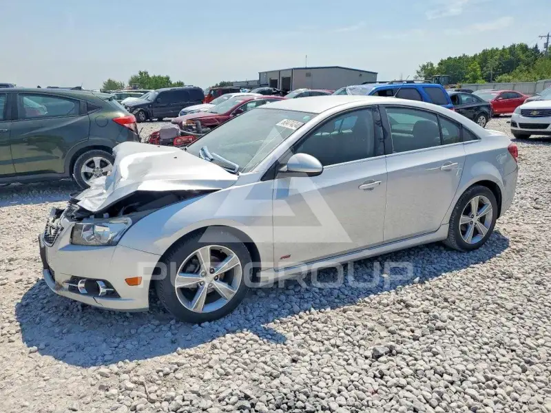 2013 Chevrolet Cruze фото
