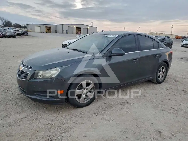 2013 Chevrolet Cruze фото