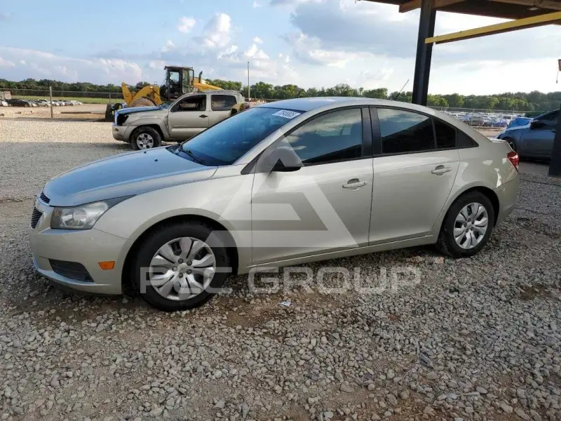 2013 Chevrolet Cruze фото