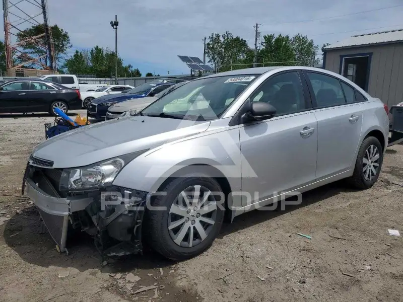 2013 Chevrolet Cruze photo
