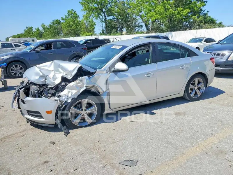 2013 Chevrolet Cruze фото