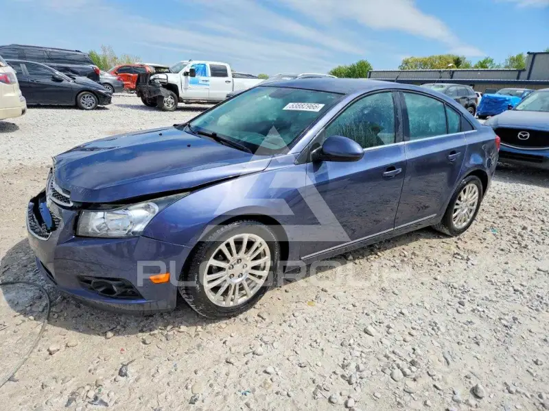 2013 Chevrolet Cruze фото