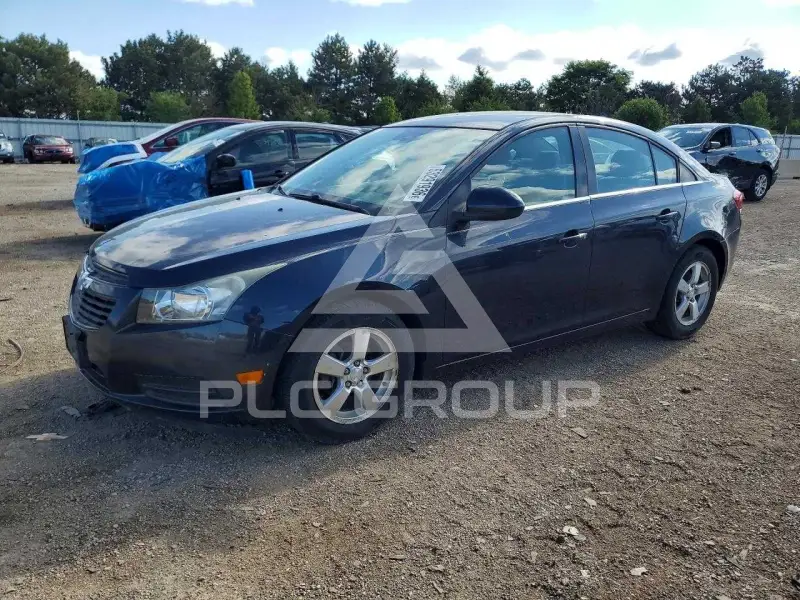 2013 Chevrolet Cruze фото