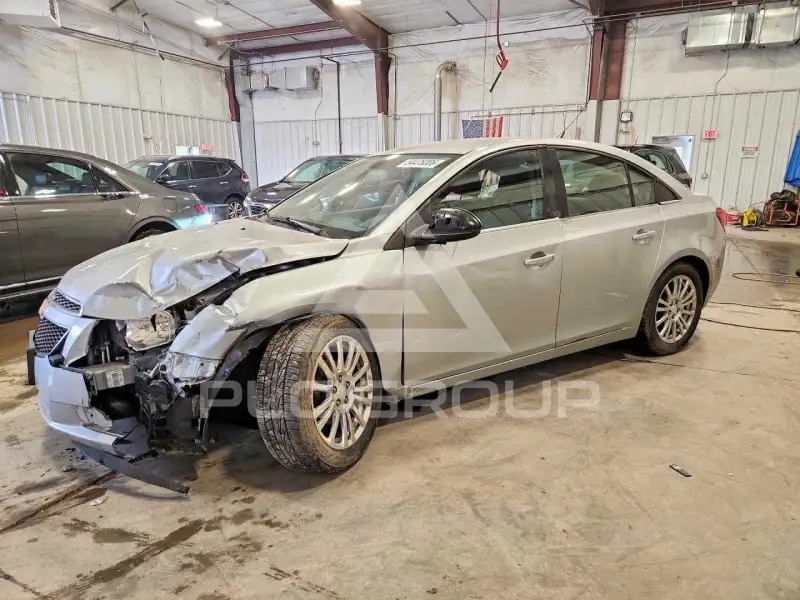 2013 Chevrolet Cruze фото