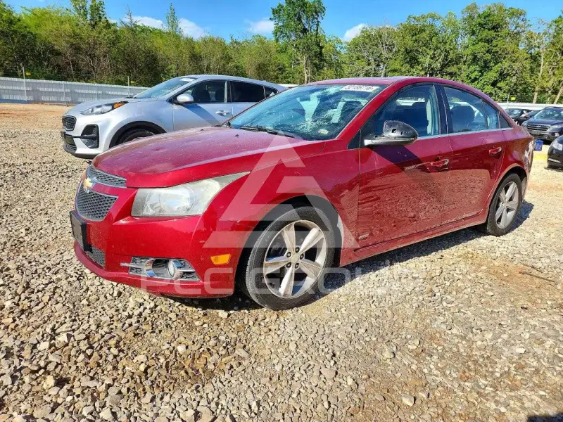 2013 Chevrolet Cruze photo