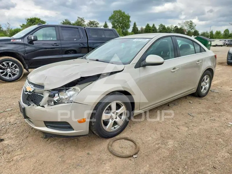 2013 Chevrolet Cruze фото