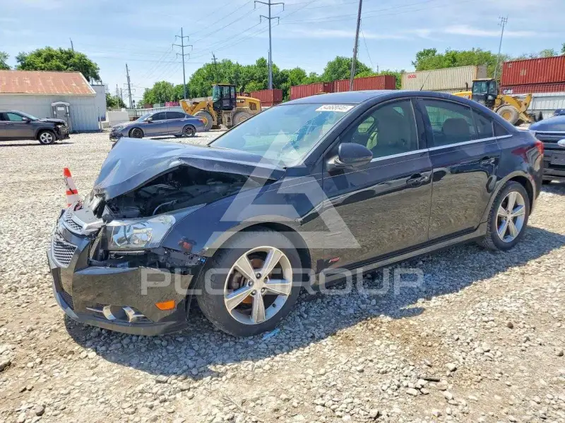 2013 Chevrolet Cruze фото