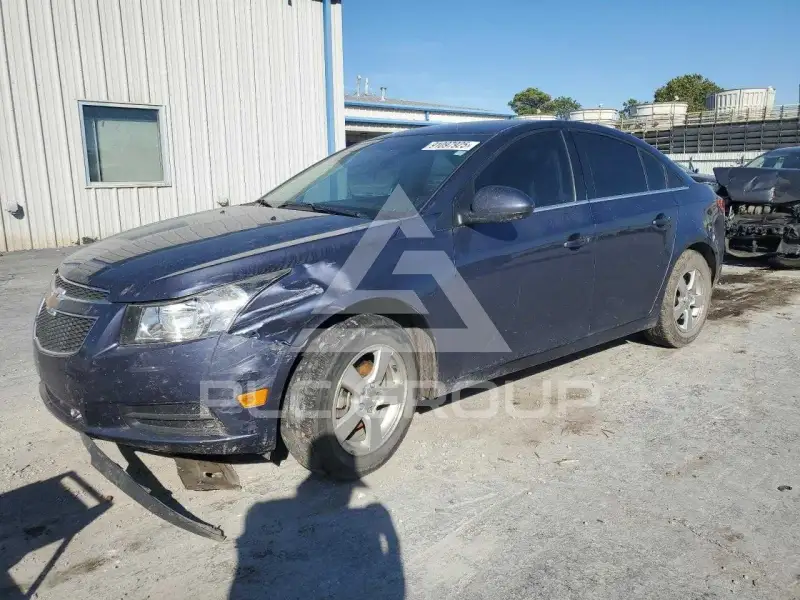 2013 Chevrolet Cruze photo
