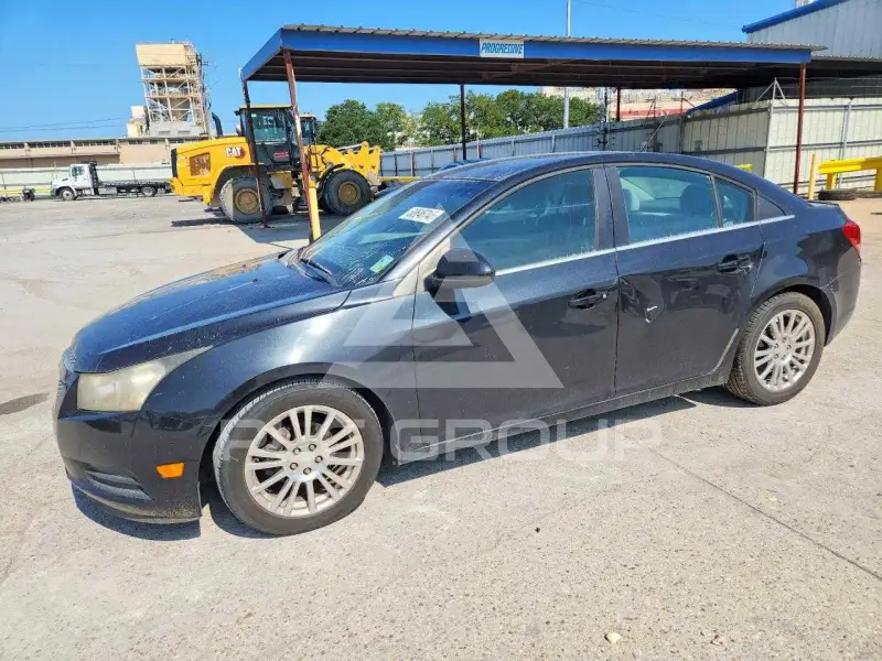 2013 Chevrolet Cruze фото