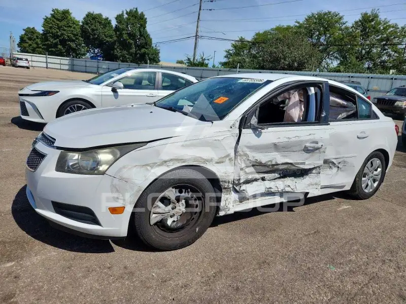 2013 Chevrolet Cruze фото