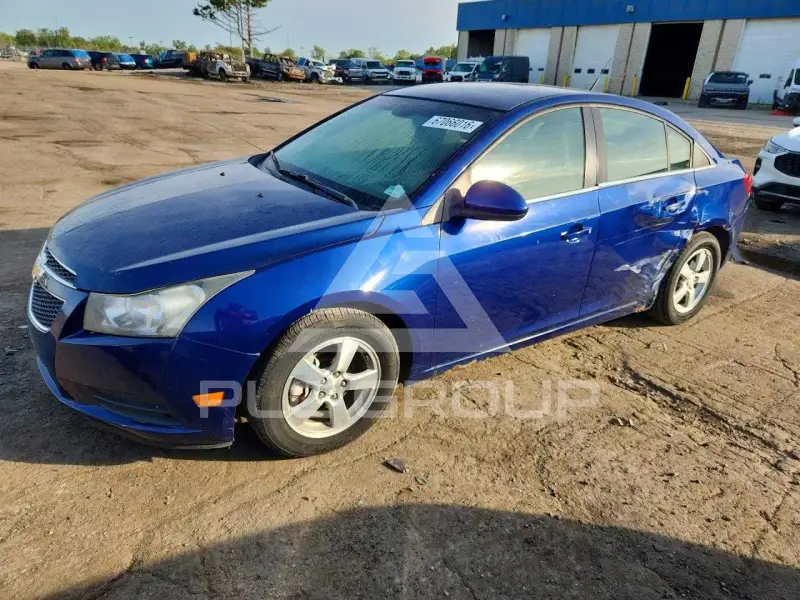 2013 Chevrolet Cruze photo