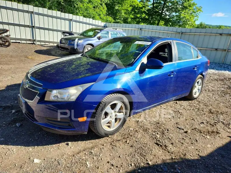 2013 Chevrolet Cruze фото