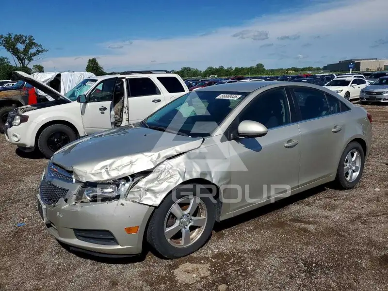 2013 Chevrolet Cruze photo