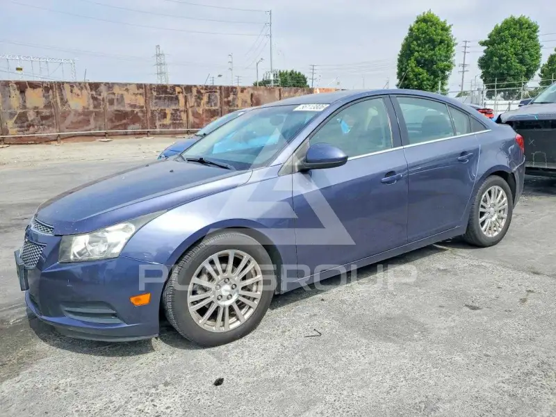 2013 Chevrolet Cruze фото