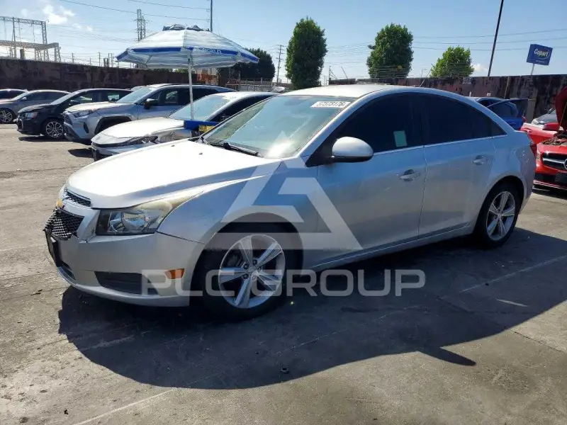 2013 Chevrolet Cruze фото