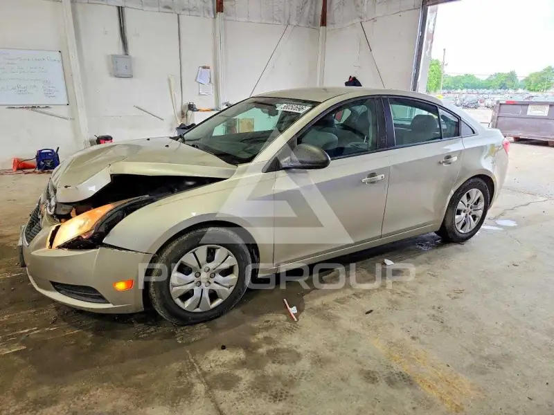 2013 Chevrolet Cruze фото