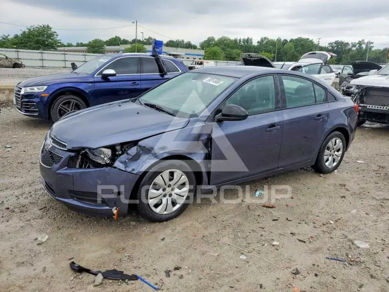2013 Chevrolet Cruze photo